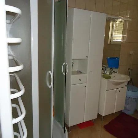4bedroom House
