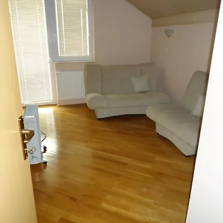 Сasa de vacaciones 4bedroom House Sarajevo